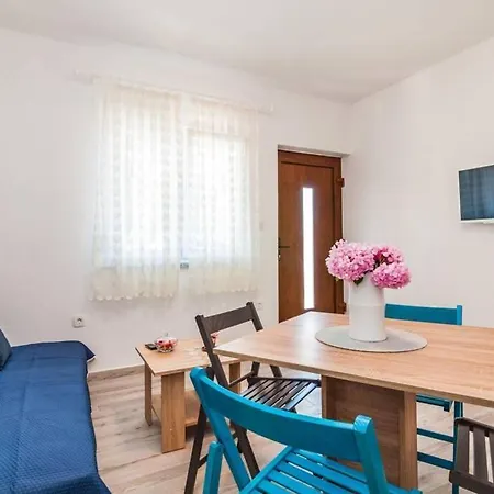 1br Premium, Terrace & Parking דירה