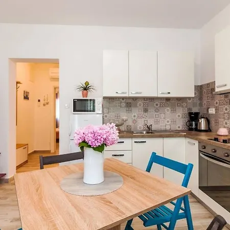 Appartamento 1Br Premium, Terrace & Parking Zadar *