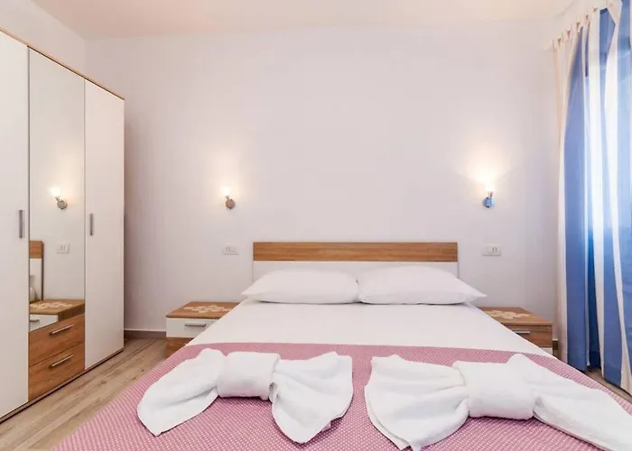 1br Premium, Terrace & Parking Apartmán *