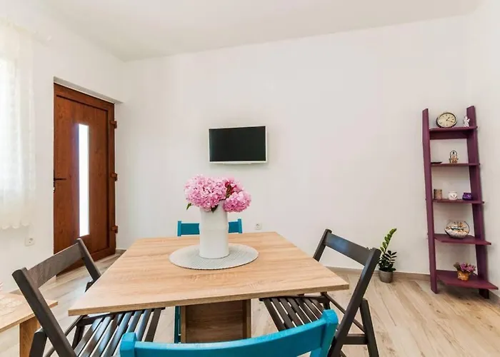 1br Premium, Terrace & Parking *